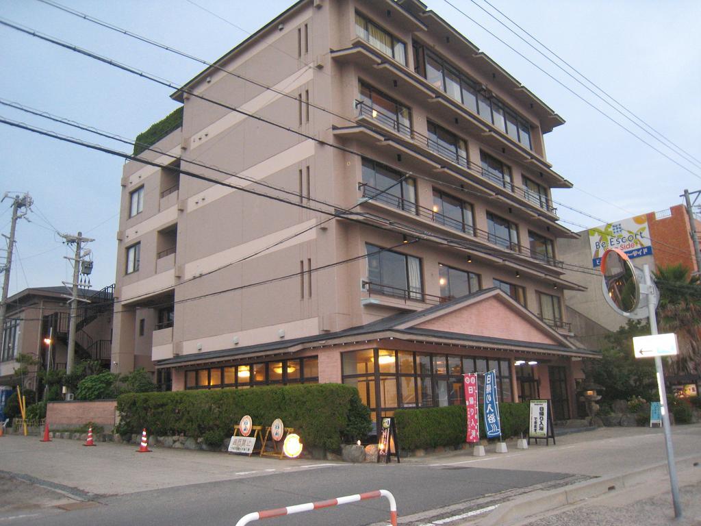 Utsumionsen Ichizu Hotel Aichi Exterior foto