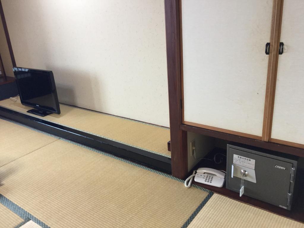 Utsumionsen Ichizu Hotel Aichi Exterior foto